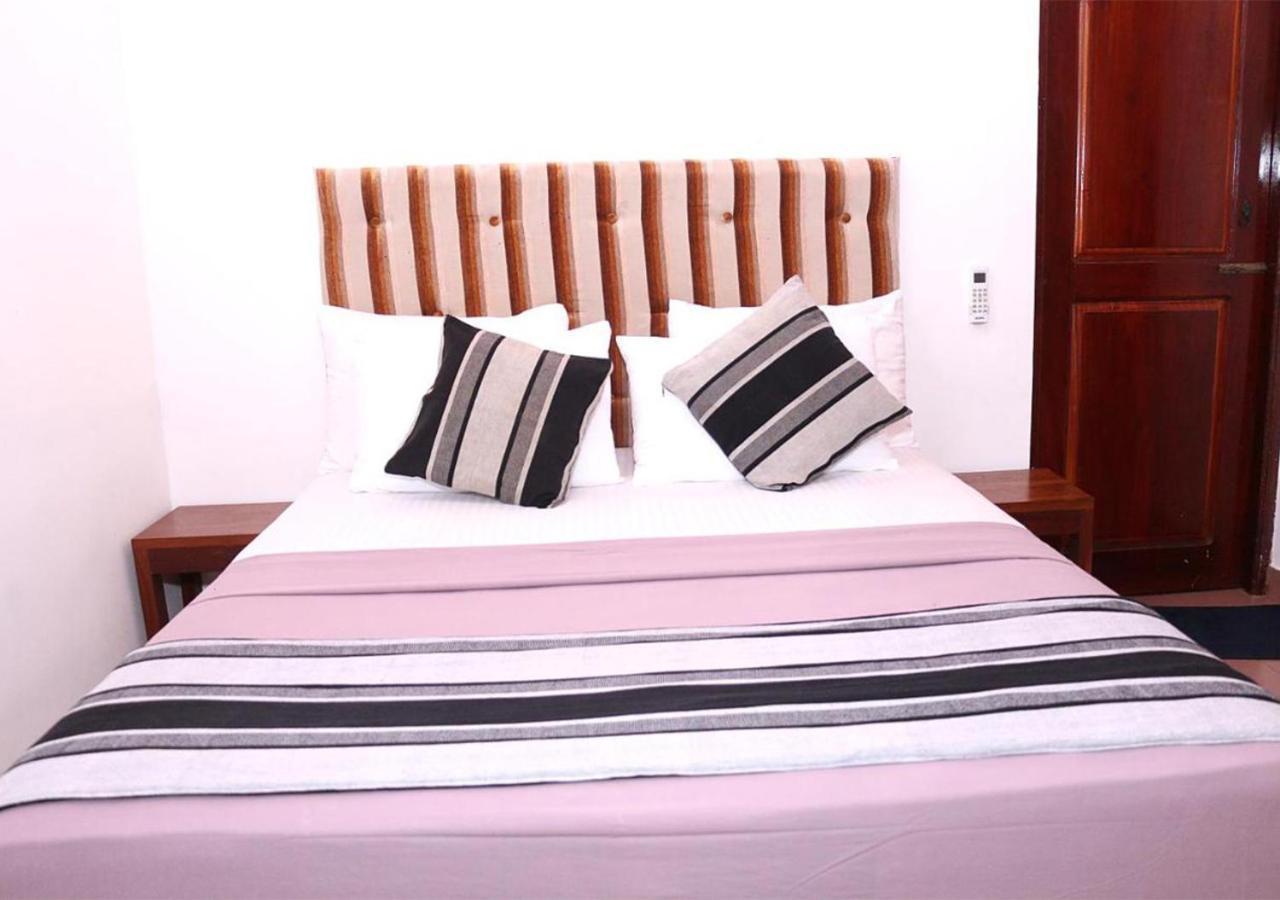 Cozy Inn Negombo Exterior foto